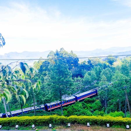 Awinco Haputale Hotel Bagian luar foto