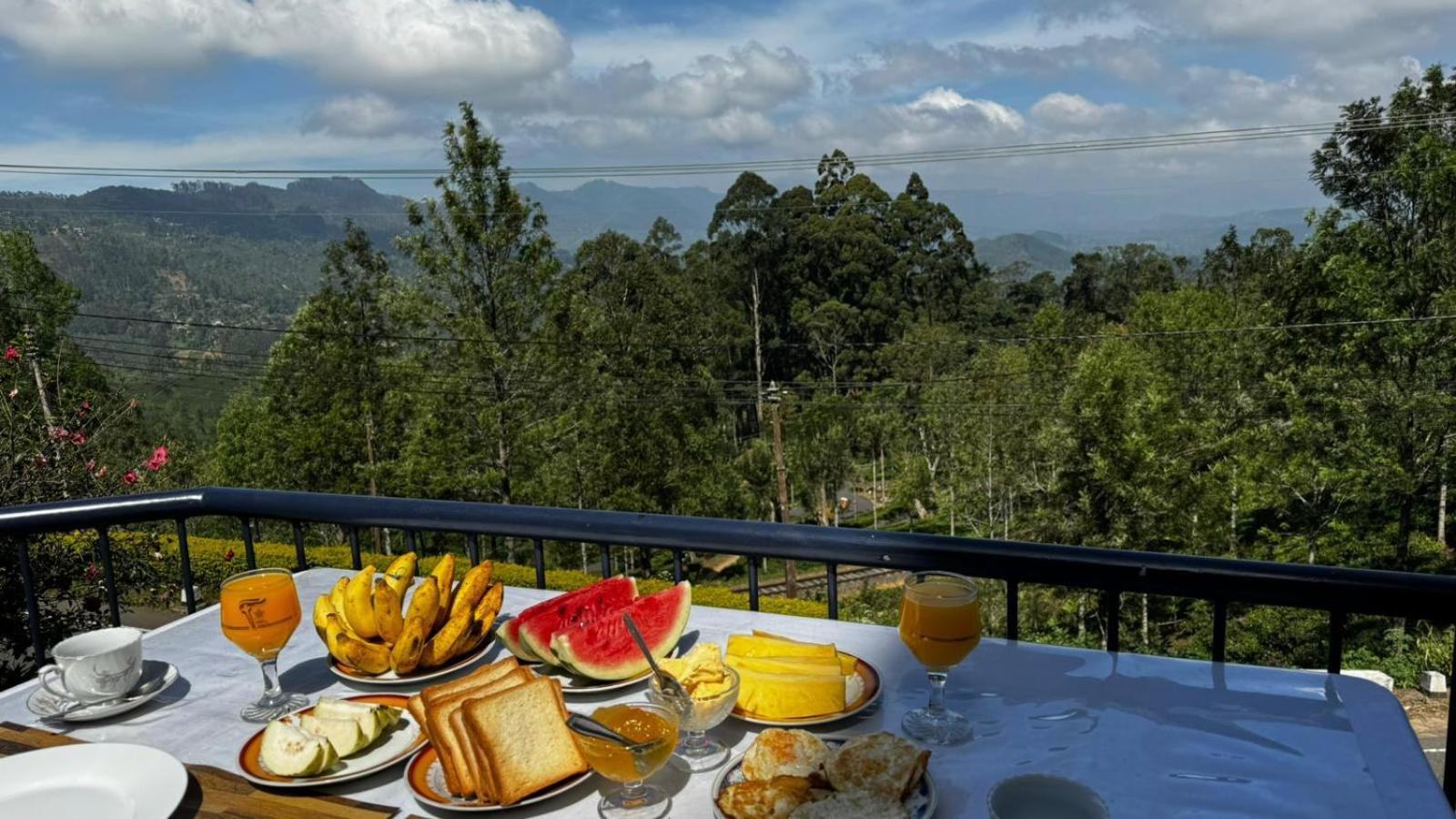 Awinco Haputale Hotel Bagian luar foto